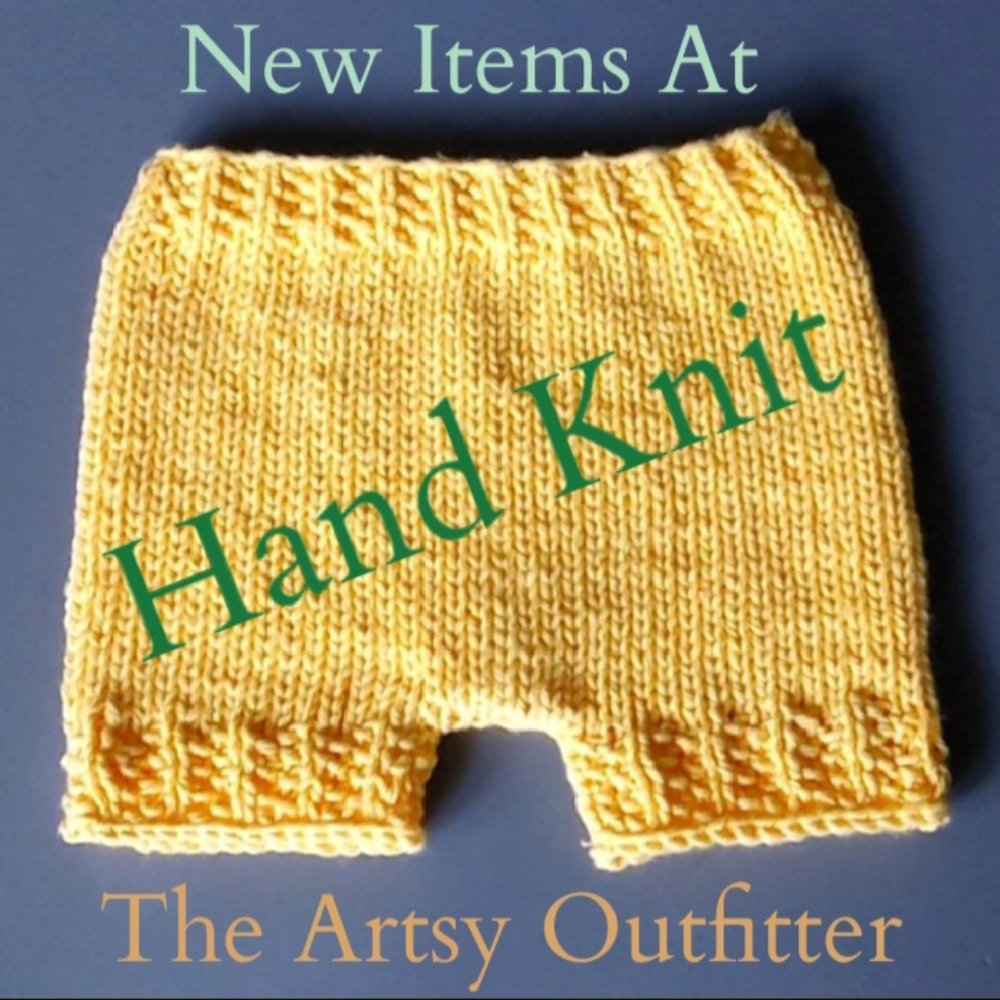 New Hand Knit Items At The Artsy Outfitter!